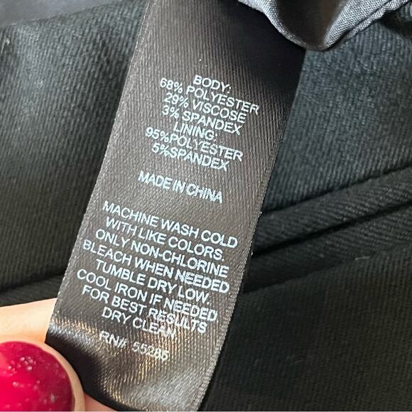 Express black mini skirt womens size 2 date event party night out - Picture 9 of 9